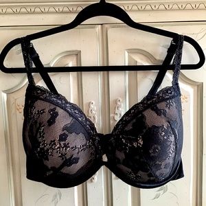 | Lane Bryant | Bold Lace Plunge Bra by Cacique